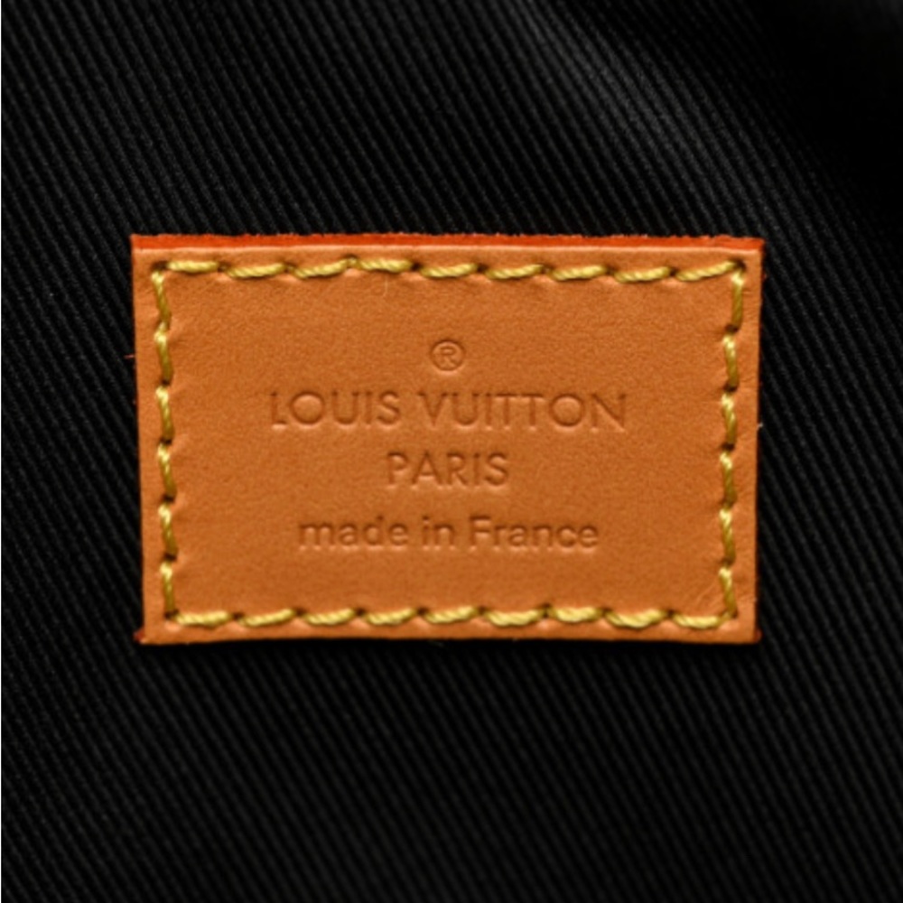SOLD Louis Vuitton X Nigo LE Giant Damier Ebene Monogram Nil Messenger - Picture 5 of 11